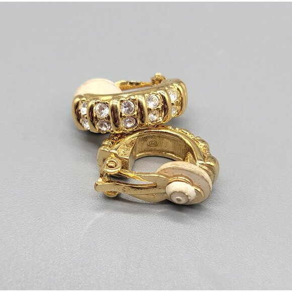 Swarovski Signed Gold Tone Rhinestone Half Hoop Clip on earrings E1 - Picture 6 of 8
